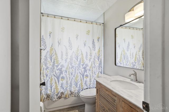 263 Forestwood Drive, Springfield Twp., OH 45216