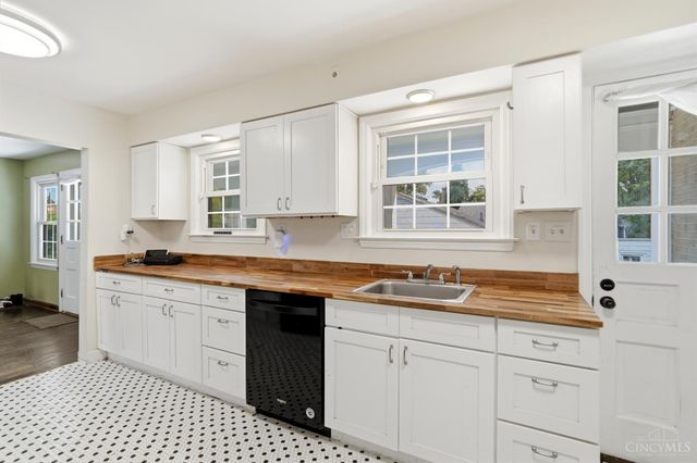 263 Forestwood Drive, Springfield Twp., OH 45216