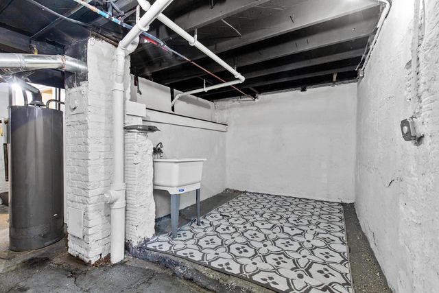 120 4th STREET, Waukesha, WI 53188