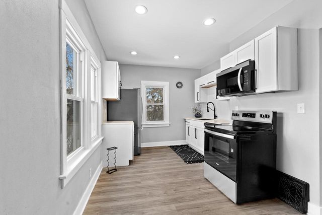 120 4th STREET, Waukesha, WI 53188