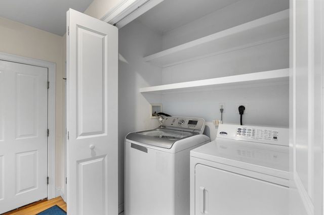 2 Harding Ln, Harwich, MA 02645