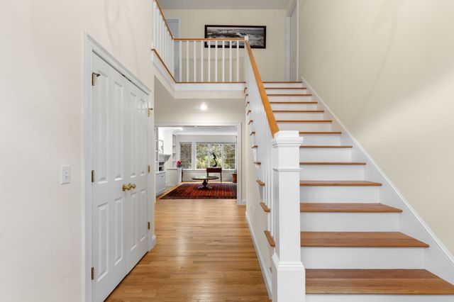 2 Harding Ln, Harwich, MA 02645