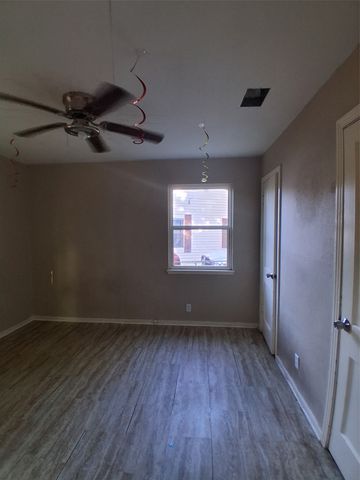 2133 Glenfield Avenue, Dallas, TX 75224