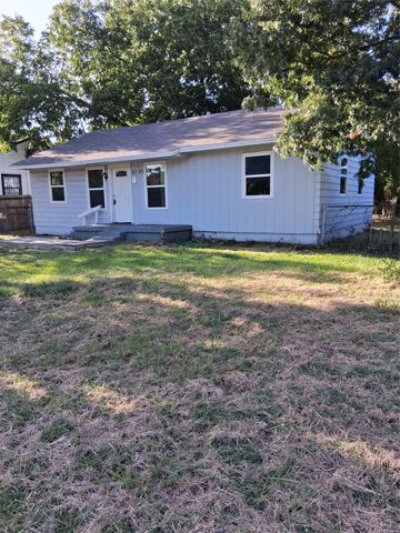 2133 Glenfield Avenue, Dallas, TX 75224