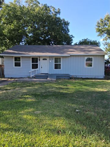 2133 Glenfield Avenue, Dallas, TX 75224