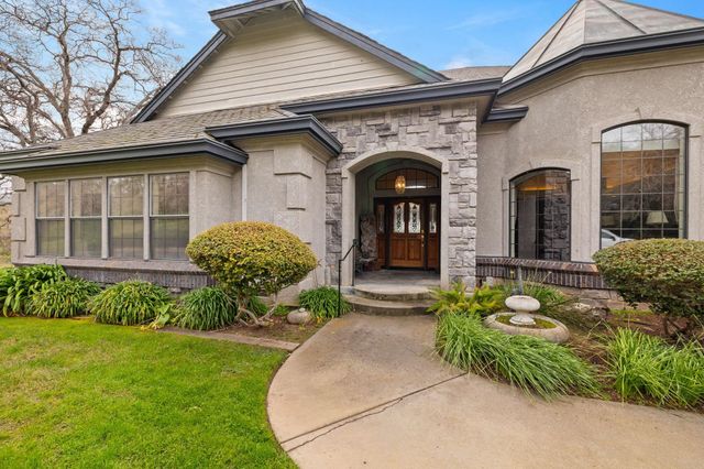 8650 Fraguero Rd, Sonora, CA 95370