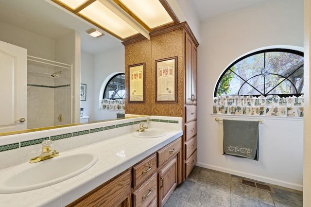 8650 Fraguero Rd, Sonora, CA 95370