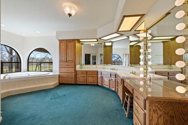 8650 Fraguero Rd, Sonora, CA 95370