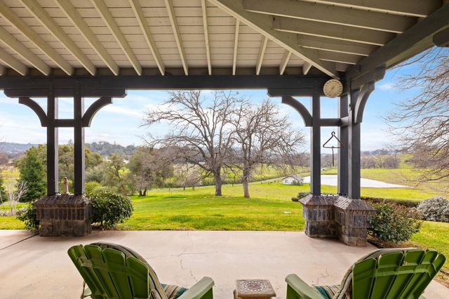 8650 Fraguero Rd, Sonora, CA 95370