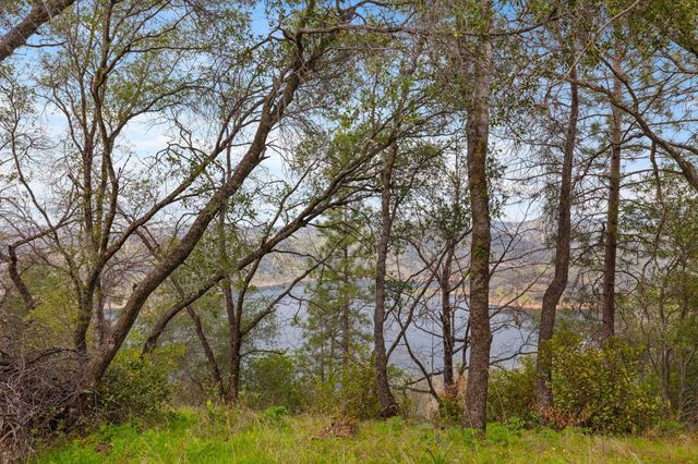 8650 Fraguero Rd, Sonora, CA 95370