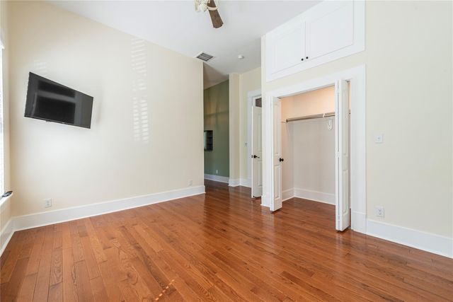 3802 Avenue Q Avenue, Galveston, TX 77550