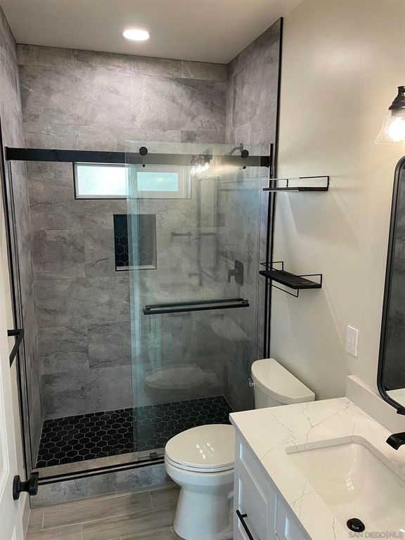 Image 16 of property listing at 1096 Grove Avenue, Imperial Beach, CA 91932