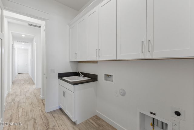 7576 W EVANS Drive, Peoria, AZ 85381