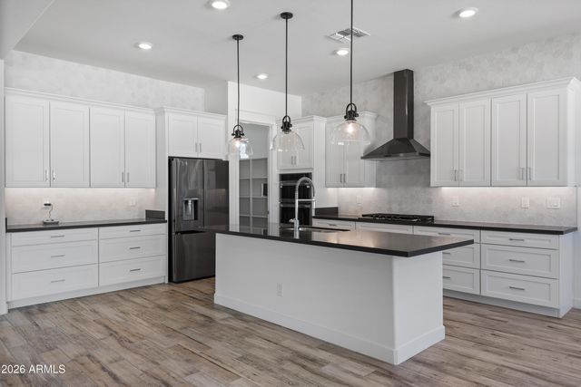 7576 W EVANS Drive, Peoria, AZ 85381