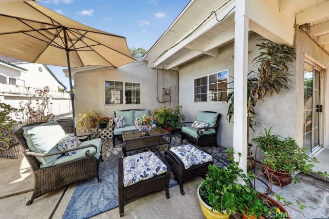 5711 Geyser Avenue, Tarzana, CA 91356
