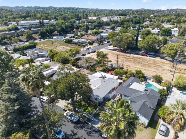 5711 Geyser Avenue, Tarzana, CA 91356