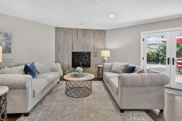 5711 Geyser Avenue, Tarzana, CA 91356