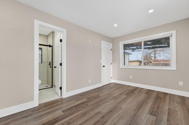 525 Lindsay Ave, Sacramento, CA 95838