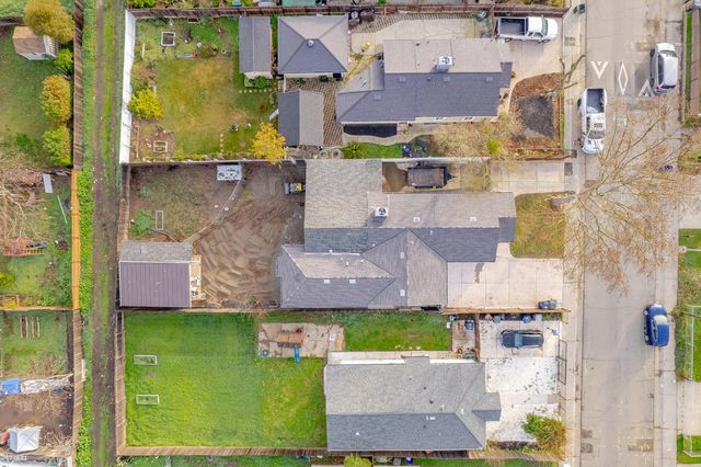 525 Lindsay Ave, Sacramento, CA 95838