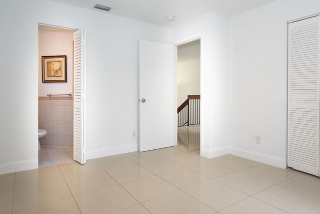 9981 W Atlantic Boulevard 9981, Coral Springs, FL 33071