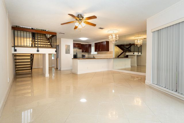 9981 W Atlantic Boulevard 9981, Coral Springs, FL 33071