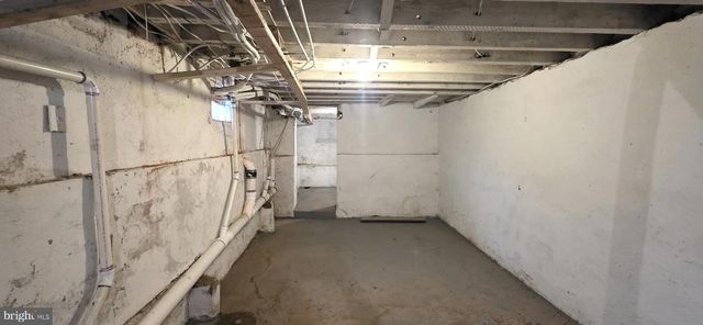 6233 CHEW AVE, Philadelphia, PA 19138