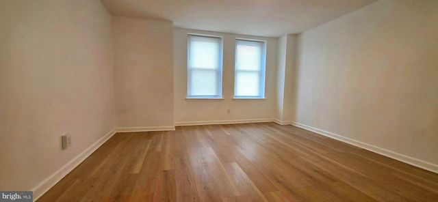6233 CHEW AVE, Philadelphia, PA 19138
