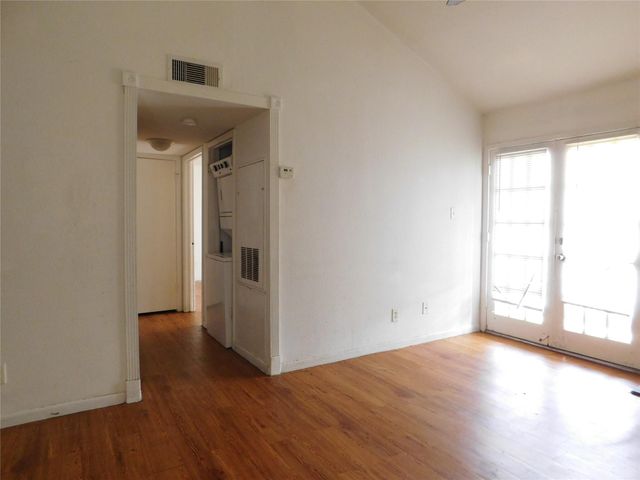 10211 Sugar Branch Drive 320, Houston, TX 77036