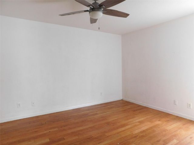 10211 Sugar Branch Drive 320, Houston, TX 77036