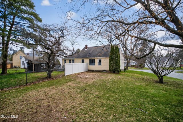 1161 Jerry Avenue, Rotterdam, NY 12303