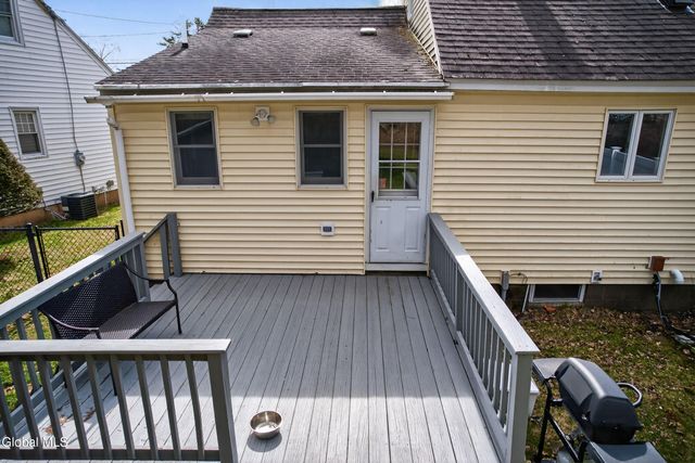 1161 Jerry Avenue, Rotterdam, NY 12303