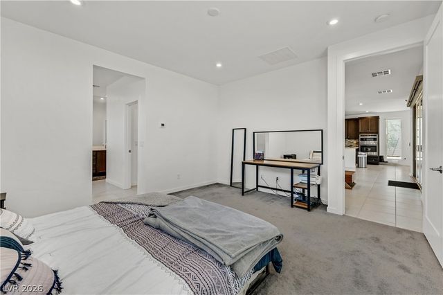 9715 Crisman Ridge Street, Las Vegas, NV 89141