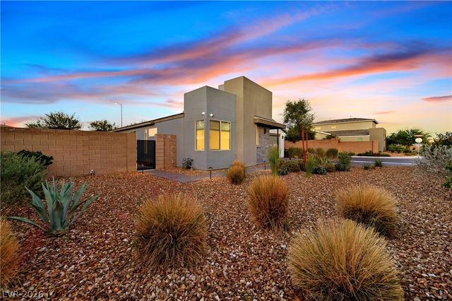 9715 Crisman Ridge Street, Las Vegas, NV 89141