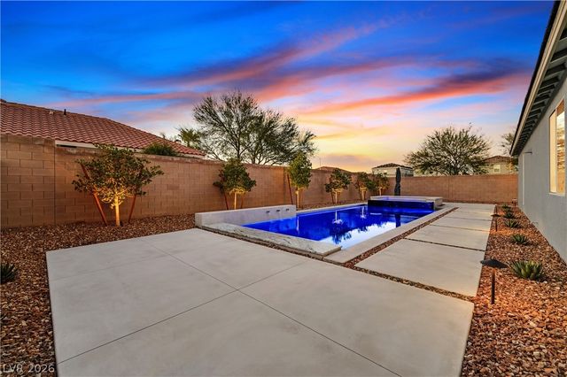 9715 Crisman Ridge Street, Las Vegas, NV 89141