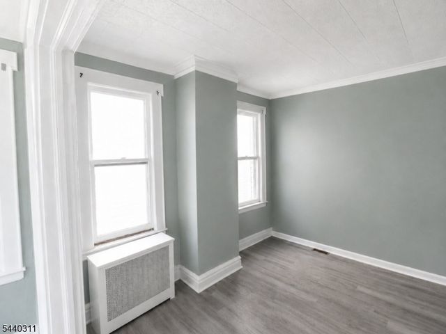 556 S Clinton St, East Orange City, NJ 07018