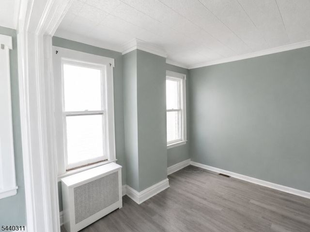 556 S Clinton St, East Orange City, NJ 07018