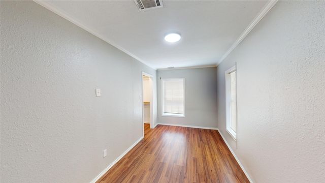 1415 N Luckett Street, Sherman, TX 75090