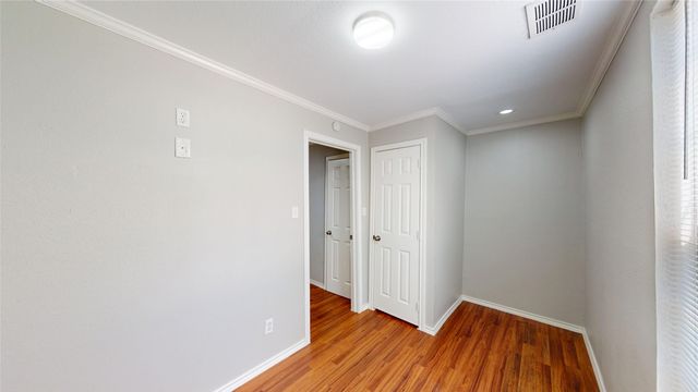 1415 N Luckett Street, Sherman, TX 75090