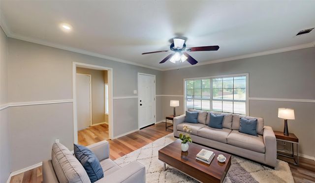 1415 N Luckett Street, Sherman, TX 75090