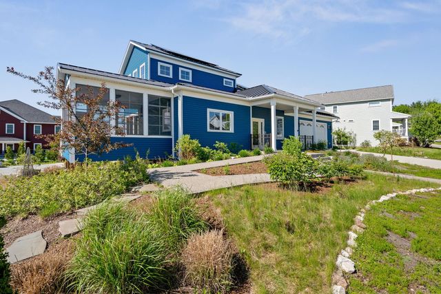 225 Midland Avenue, South Burlington, VT 05403