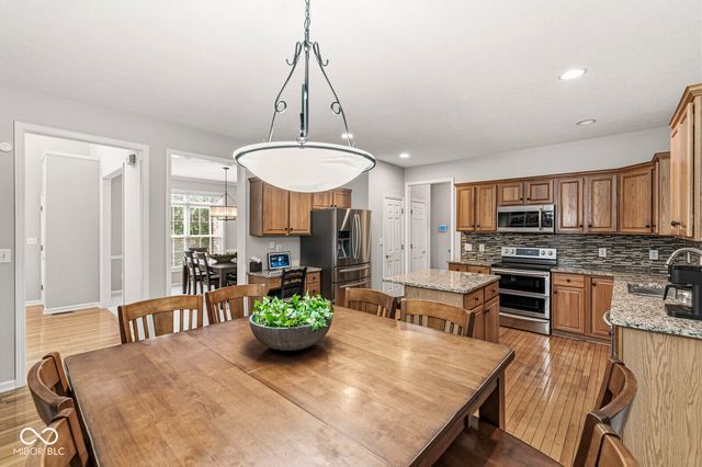 18532 Oriental Oak Court, Noblesville, IN 46062
