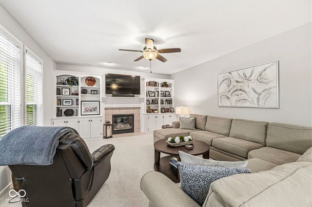 18532 Oriental Oak Court, Noblesville, IN 46062
