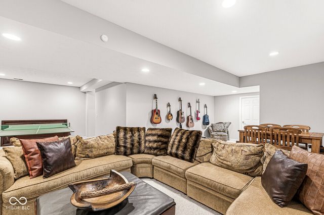 18532 Oriental Oak Court, Noblesville, IN 46062