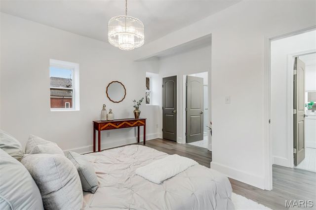 3434 Sidney Street, St Louis, MO 63104