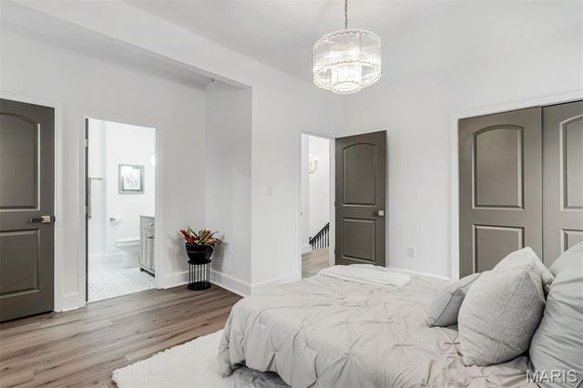 3434 Sidney Street, St Louis, MO 63104