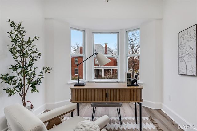 3434 Sidney Street, St Louis, MO 63104