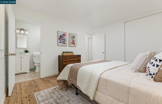 31 Riverside Ct, Bay Point, CA 94565