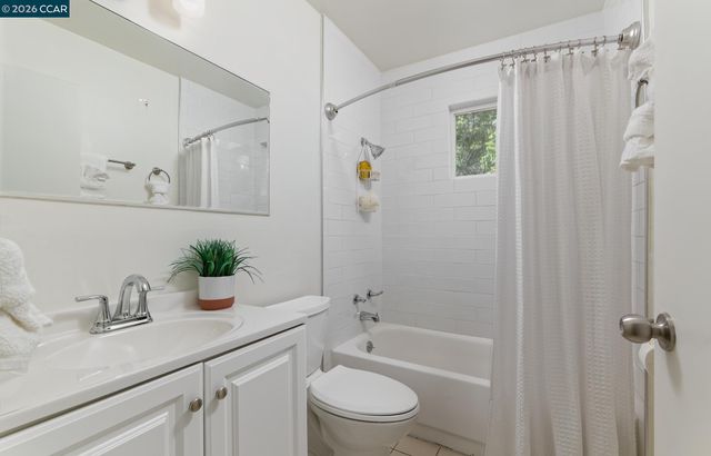 31 Riverside Ct, Bay Point, CA 94565
