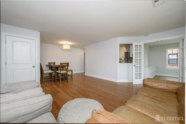 2302 Bayhead Drive, Sayreville, NJ 08859