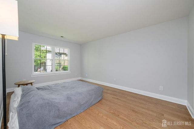 2302 Bayhead Drive, Sayreville, NJ 08859